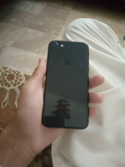 Apple iPhone 7