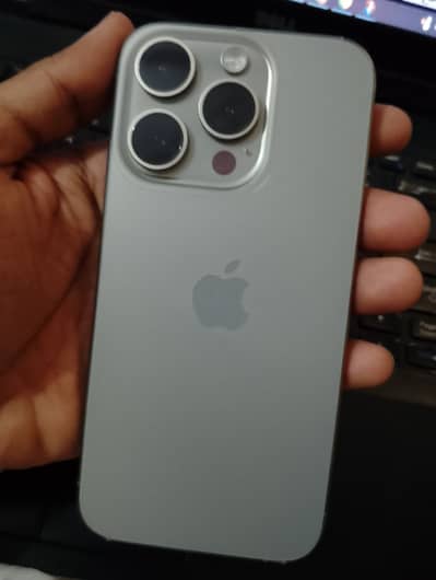 Apple iPhone 15 Pro