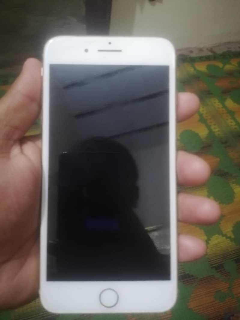 Apple iPhone 8 Plus 2