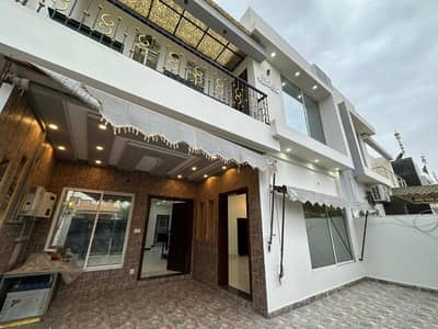 6.5 marla with soler house for rent in buch vilas multan