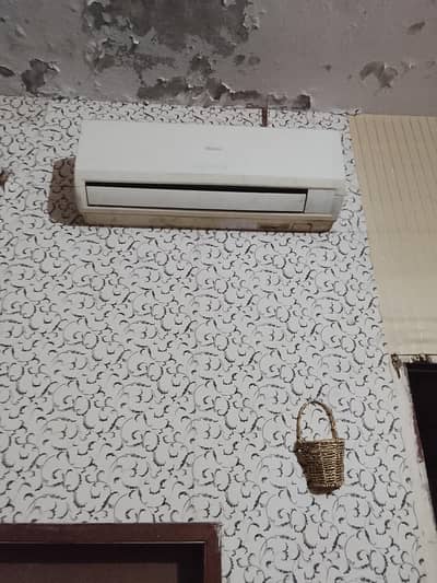 Haier used ac new condition 030088163