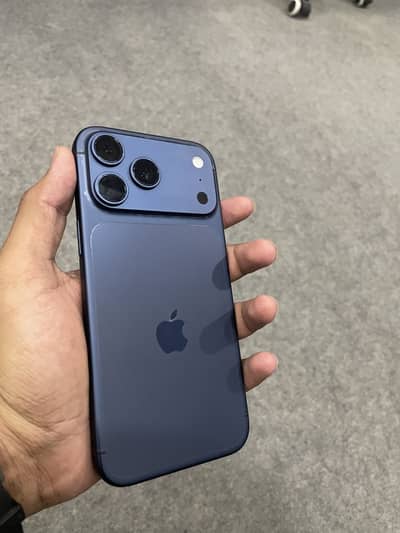 iPhone 17 Pro Max jv