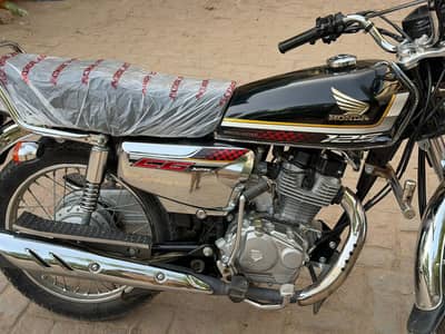 Honda 125 silver edition