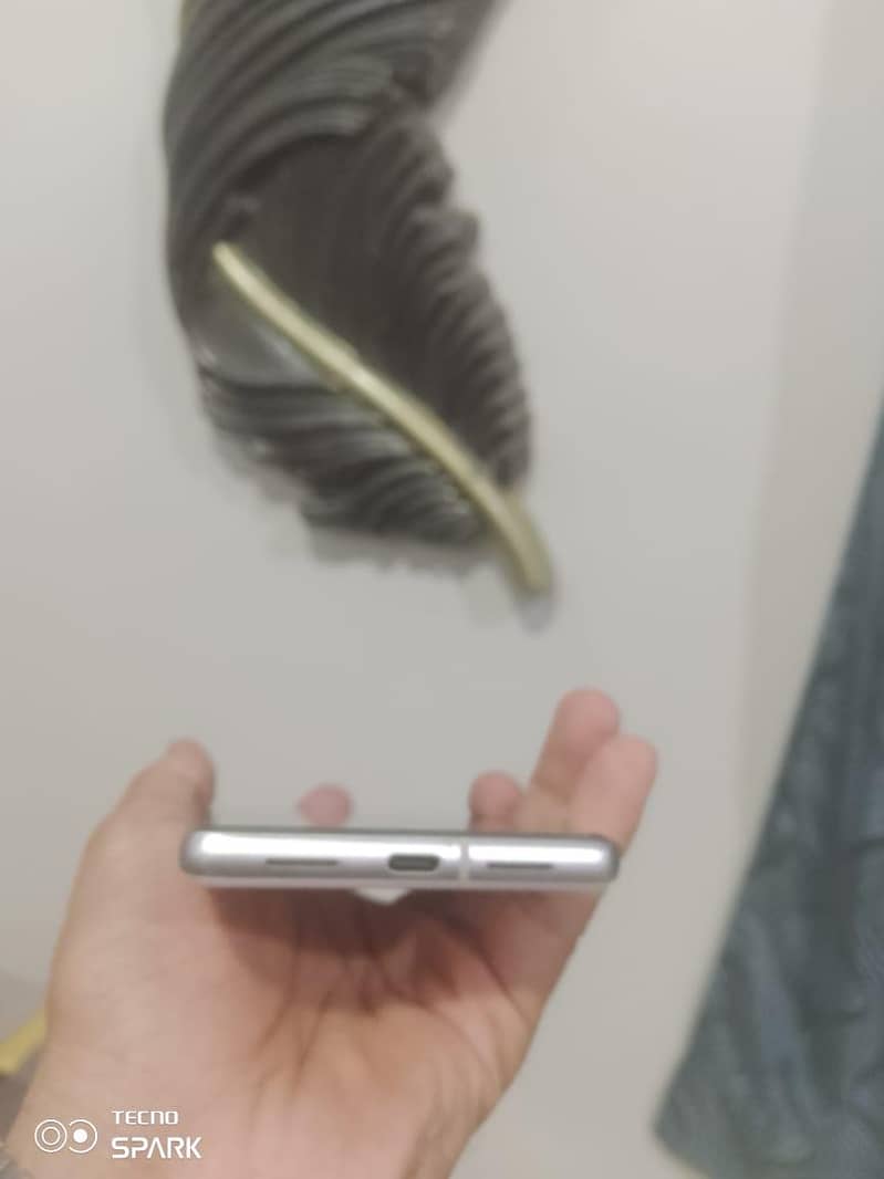 Google pixel 7 4