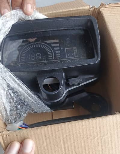 Honda 125 digital meter orignal gear +rpm +fuel led