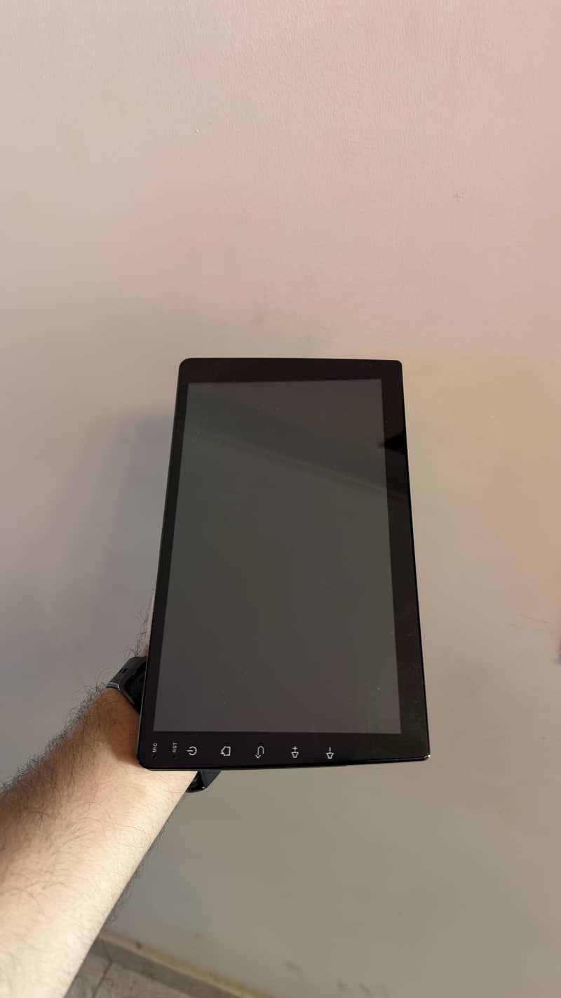 Tek Android Car Navigation System - LCD Panel 2