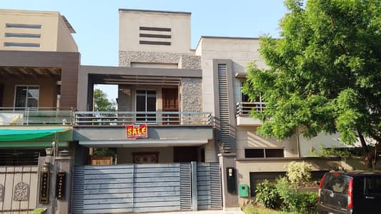 PRIME LOCATION 10 MARLA HOUSE FOR SALE | INVESTOR RATE PRICE | IN THE HEART OF BAHRIA TOWN LAHORE