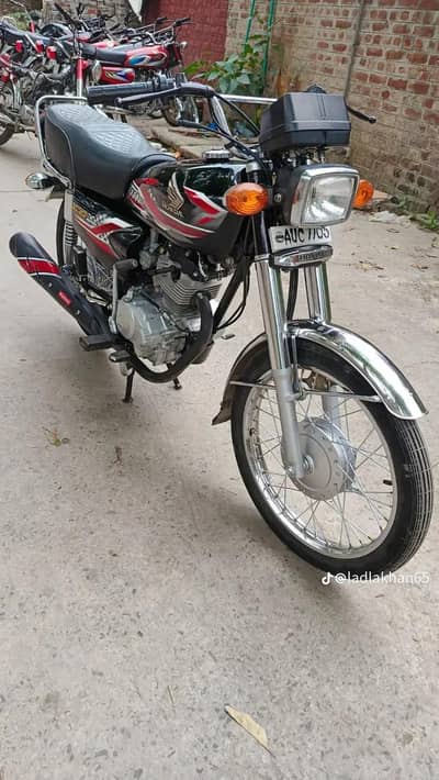 honda 125.2024 madal lash condition 10/9 koi kam nh hone Wala.