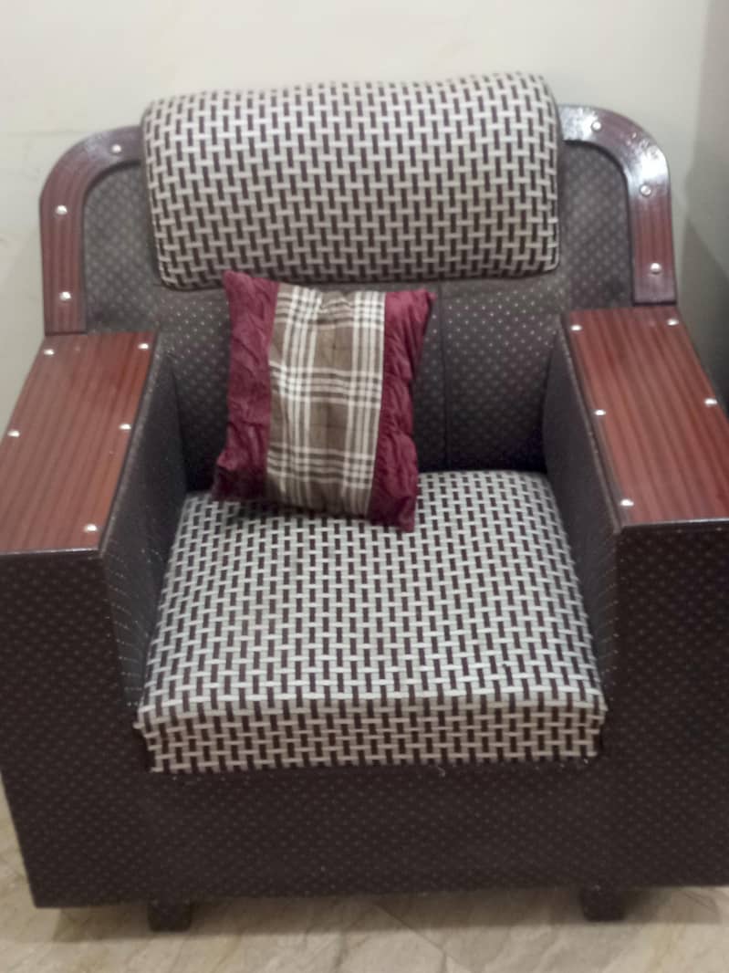 Good condition sofa set 2