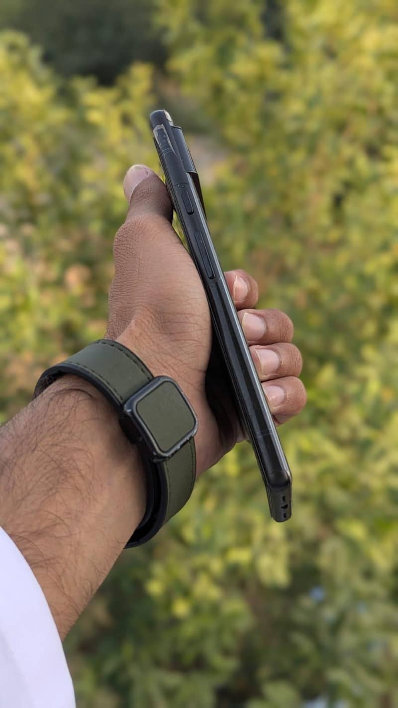 Mobile 1