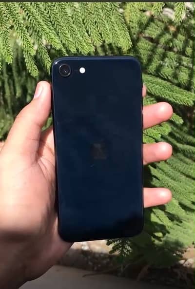 iPhone SE under apple warranty jv waterpack