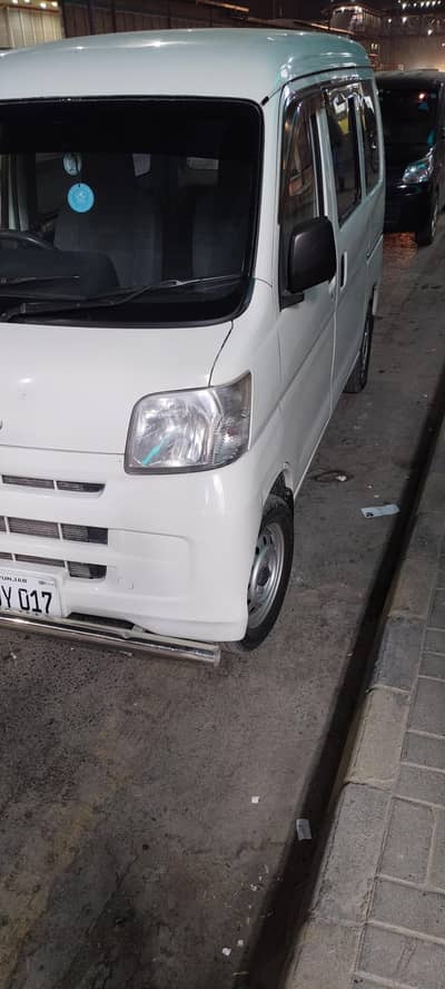 Daihatsu Hijet 2013