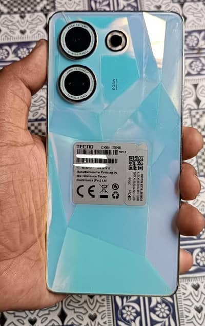 Tecno CAMON 20