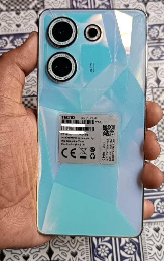 Tecno CAMON 20 0