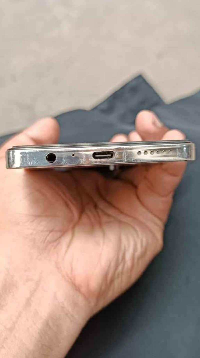 Tecno CAMON 20 2