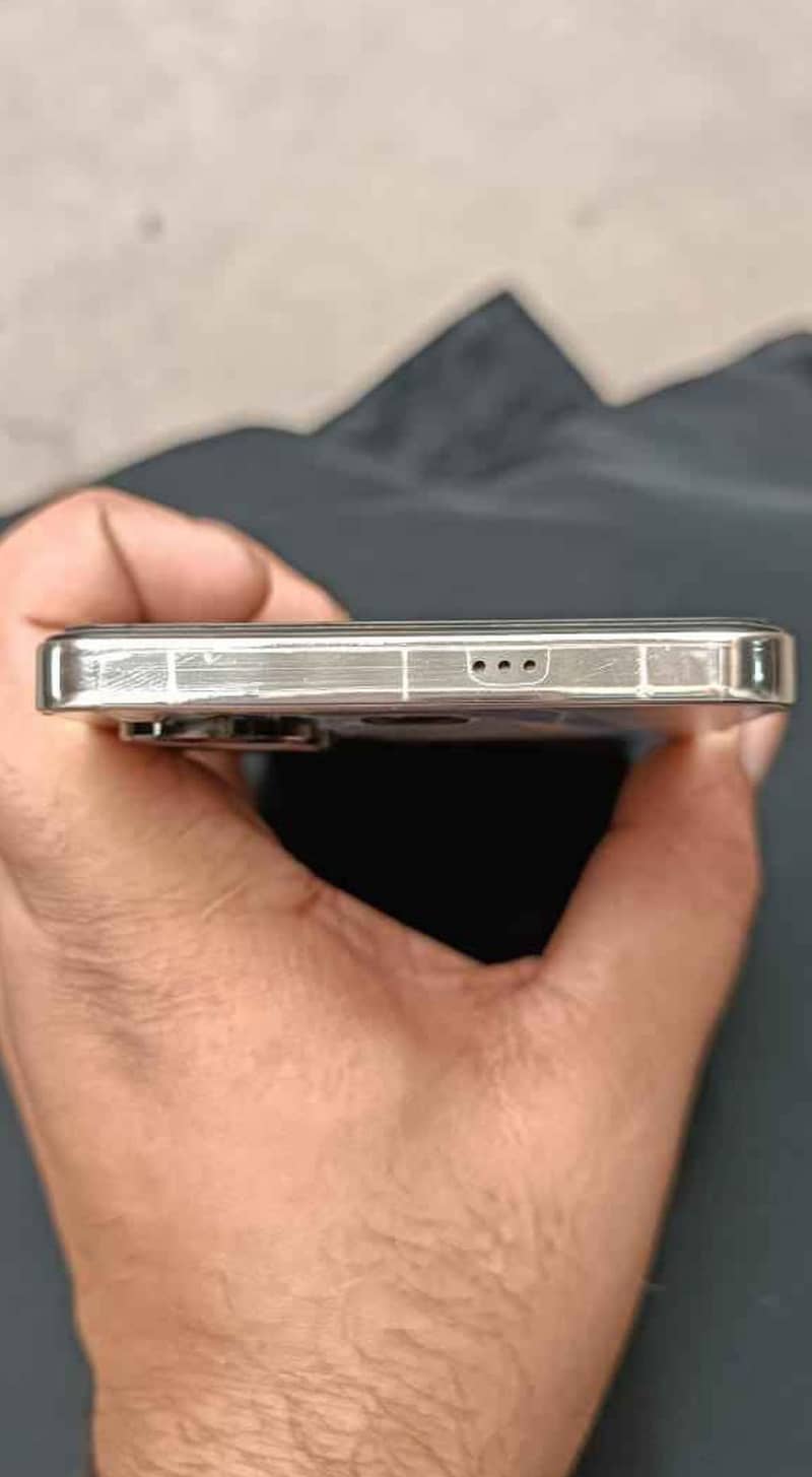 Tecno CAMON 20 3