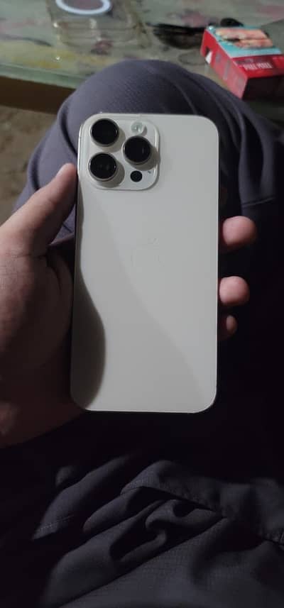 Apple iPhone 16 Pro Max