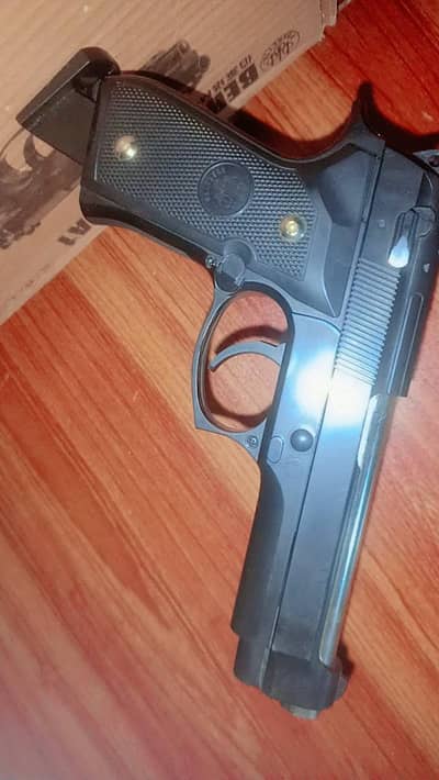 air soft gun