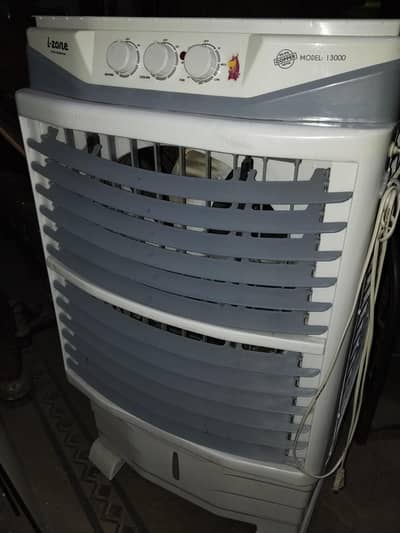 izone 13000 air coular
