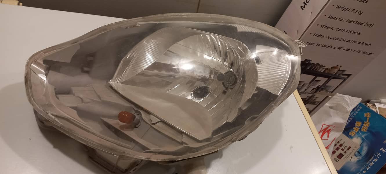 Head light. 4