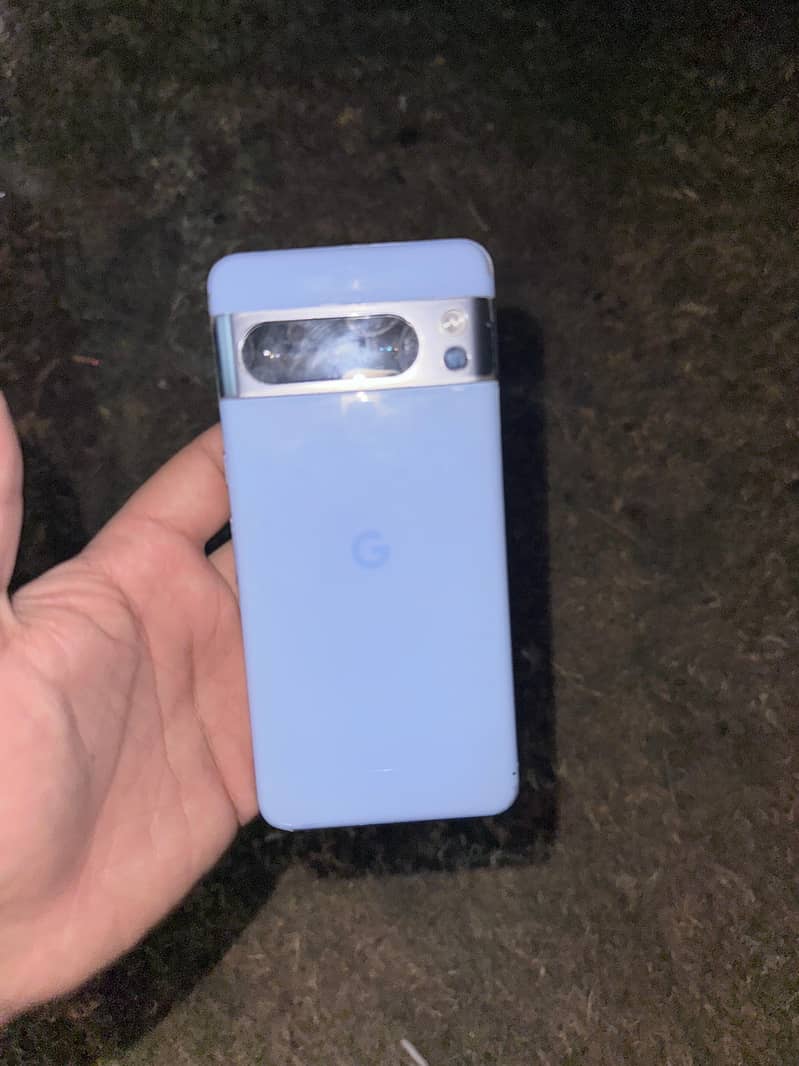 Google Pixel 8 Pro 0