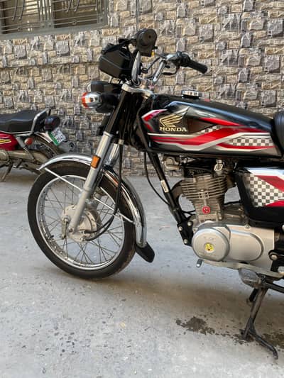 Honda 125 antique bike 0312-7235915