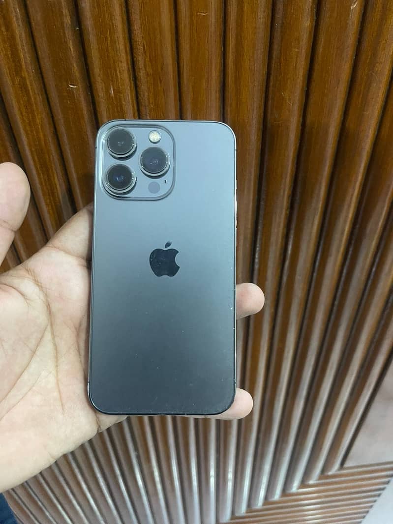 Apple iPhone 13 Pro 0