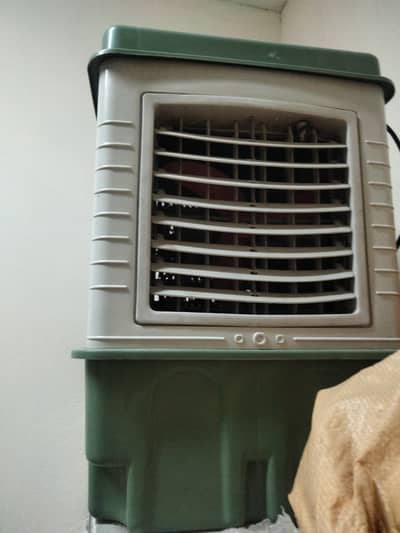 12 volt baby size air cooler