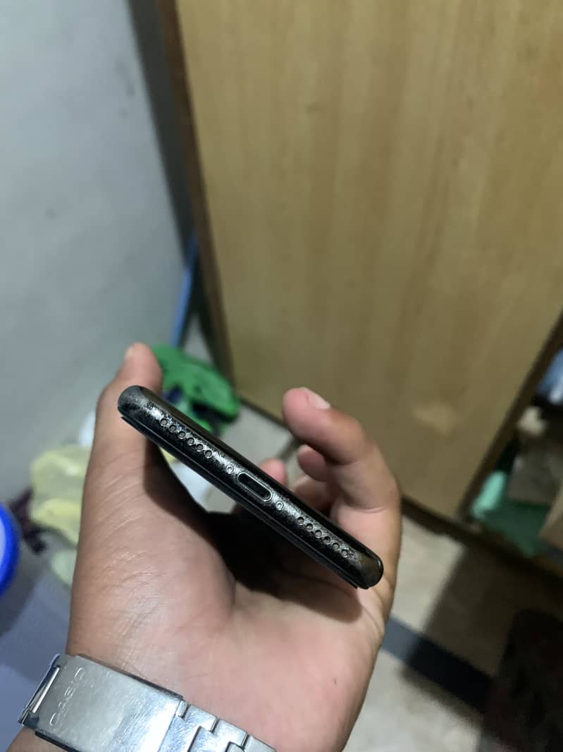 Apple iPhone X 2