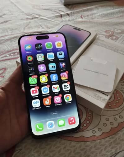 Iphone 14 pro max with box