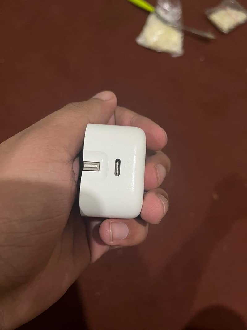 Iphone orginal charge 0
