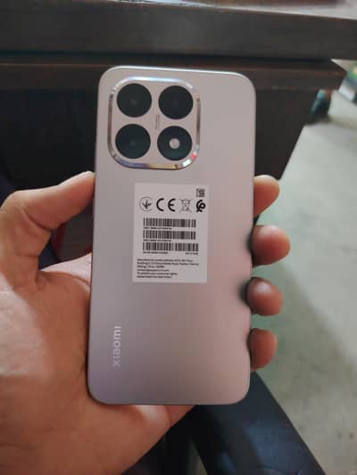 xiaomi 15t     just like brand new 5months warranty available
