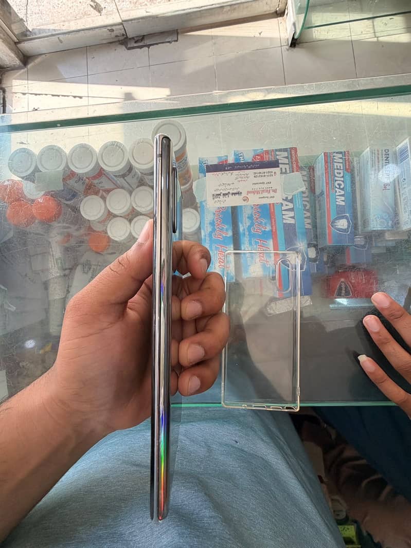 Samsung Mobile Note 10 Plus 4
