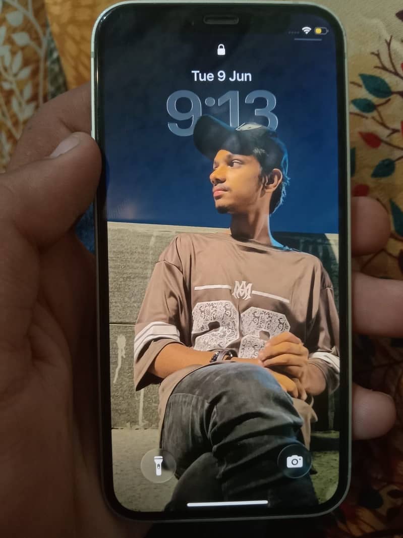 Apple iPhone 12mini 1