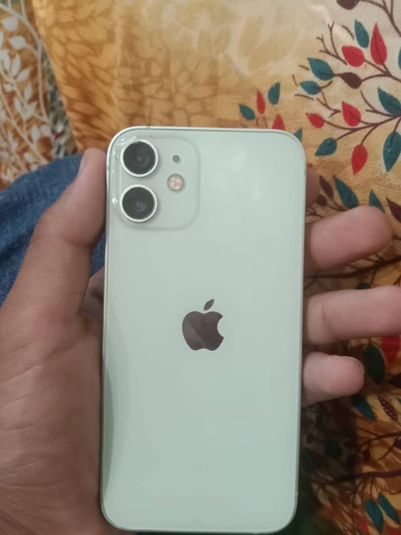 Apple iPhone 12mini 4