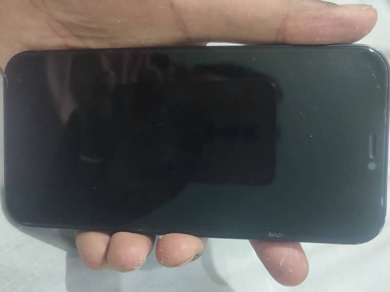 Apple iPhone 12 4