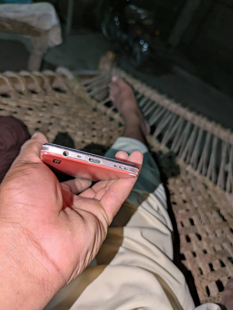 Google Pixel 7a 11