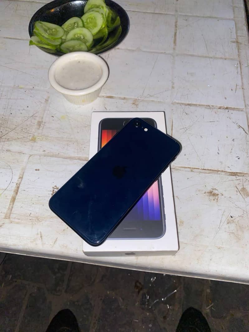 iphone SE2022 0