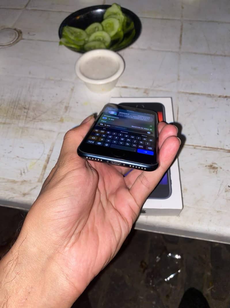 iphone SE2022 1