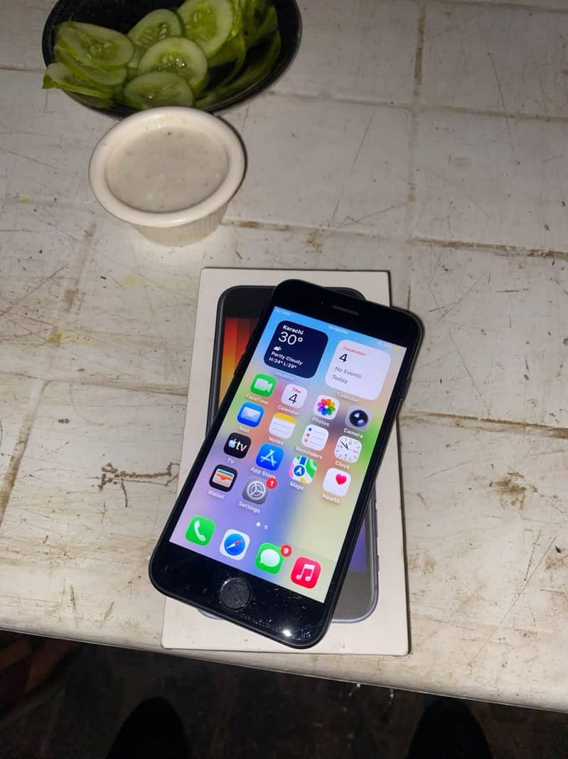 iphone SE2022 3