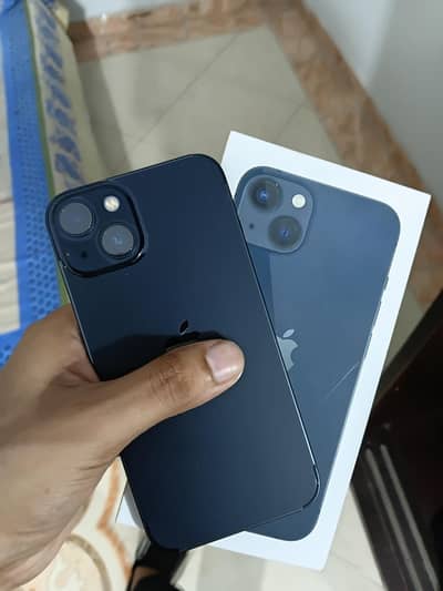 Apple iPhone 13