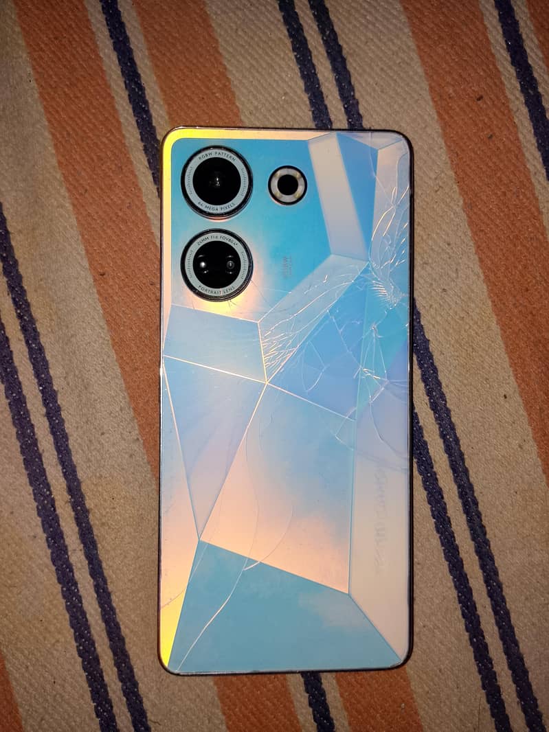 Tecno CAMON 20 0