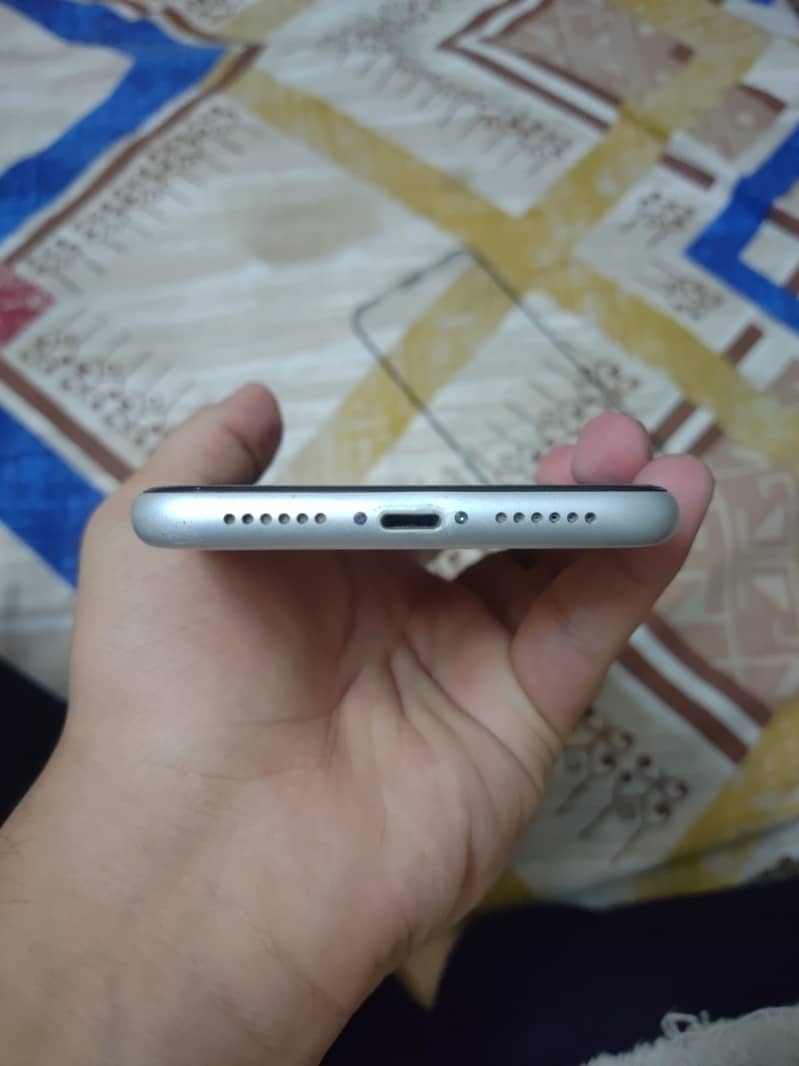 iPhone 4