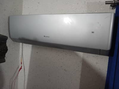 Good like brand new ac