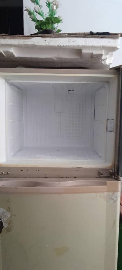 Dawalance Refrigerator Used Good cooling