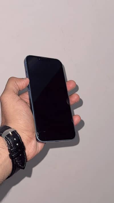 Apple iPhone 14