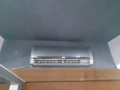 Gree Inverter AC For Sale. . . . Call # 0315-2993998