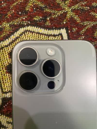 Apple iPhone 15 Pro