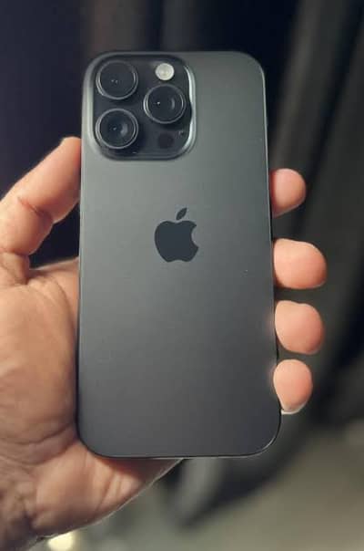 Apple iPhone 16 Pro