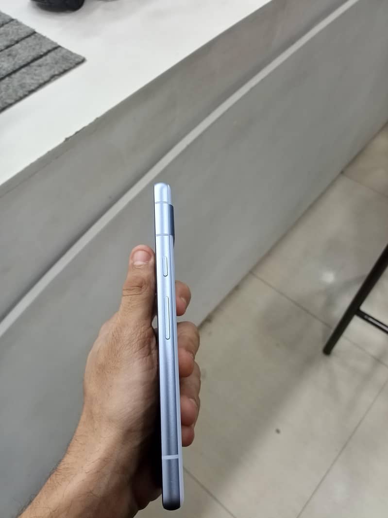 Google Pixel 7a 4